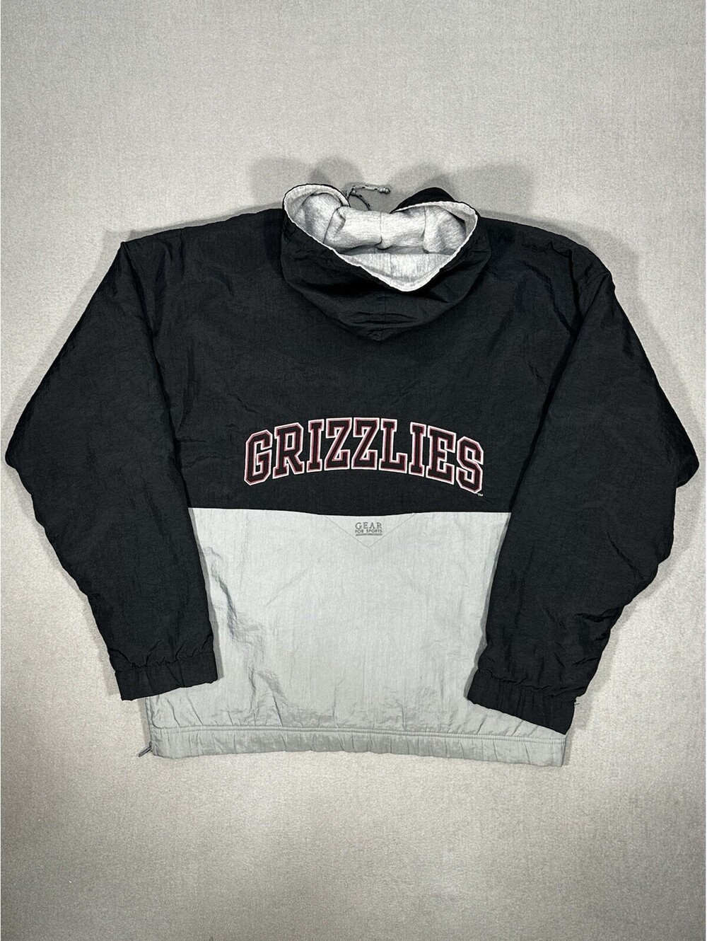 Vintage Montana Grizzlies Pullover Jacket Mens L Gear Hooded Windbreaker